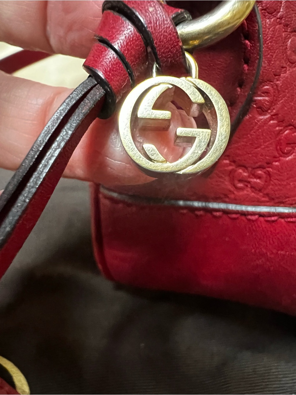 GUCCI Red Leather Microguccissima Bree Crossbody Bag - Picture 9 of 17